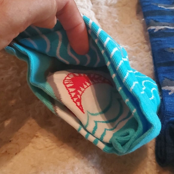 ●SOLD● NEW Bundle shark blue socks - Picture 8 of 8